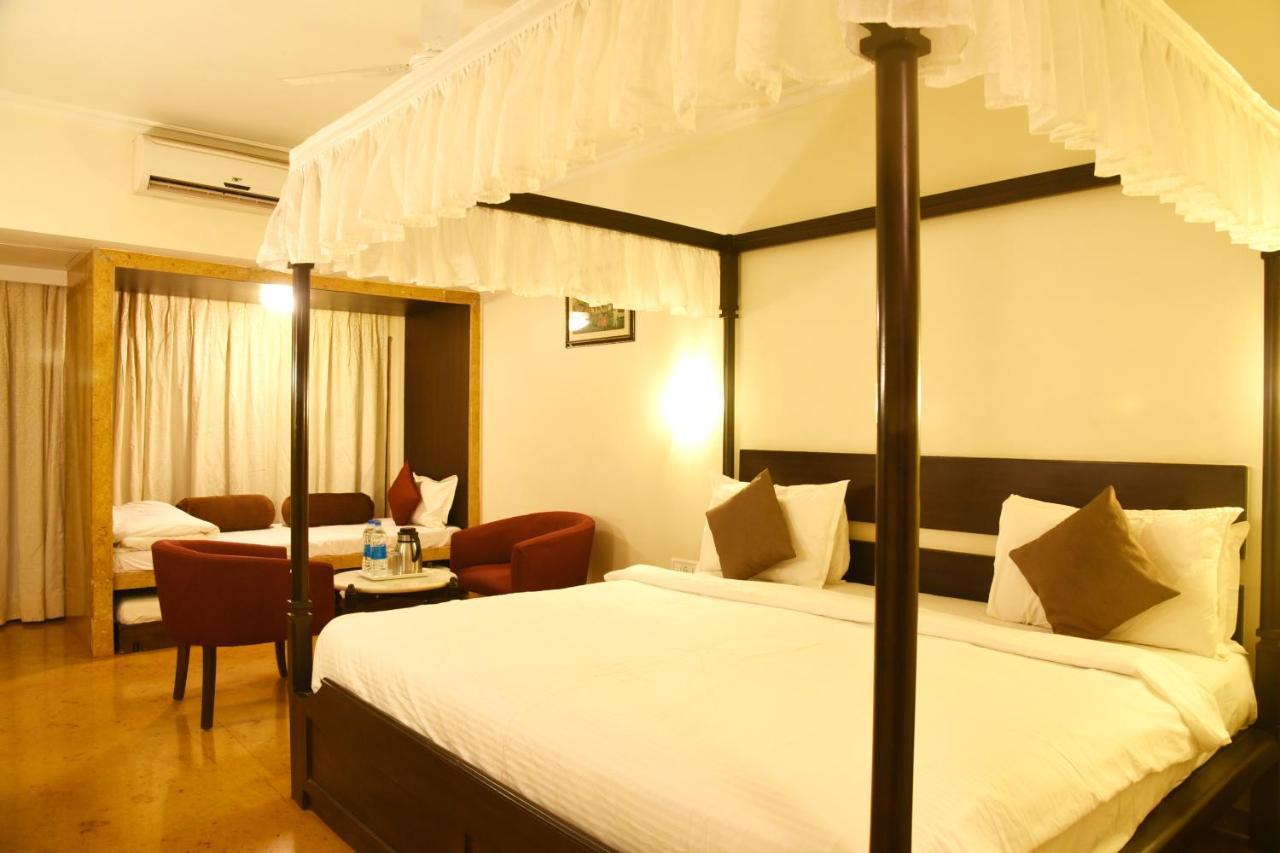 Aveda Blue Country Resort Panchgani Exteriör bild
