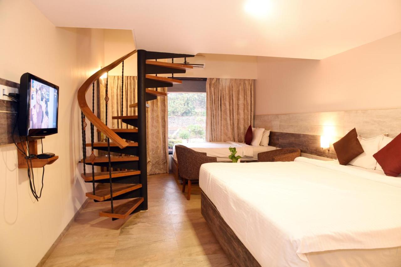 Aveda Blue Country Resort Panchgani Exteriör bild