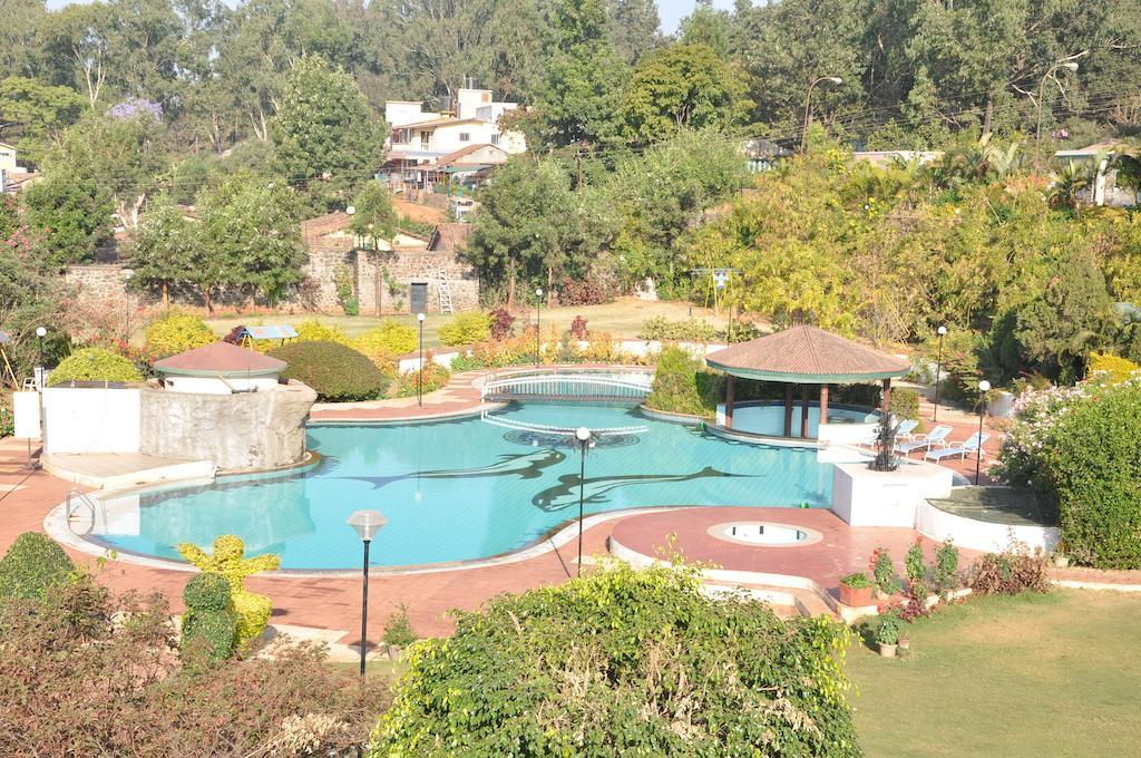 Aveda Blue Country Resort Panchgani Exteriör bild